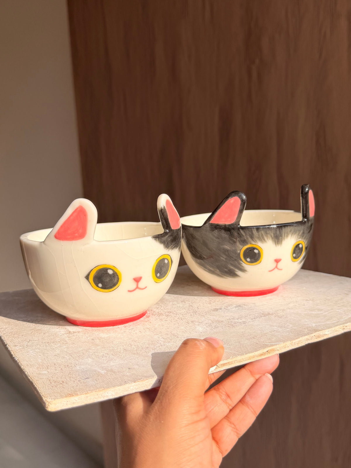 Black cat bowl