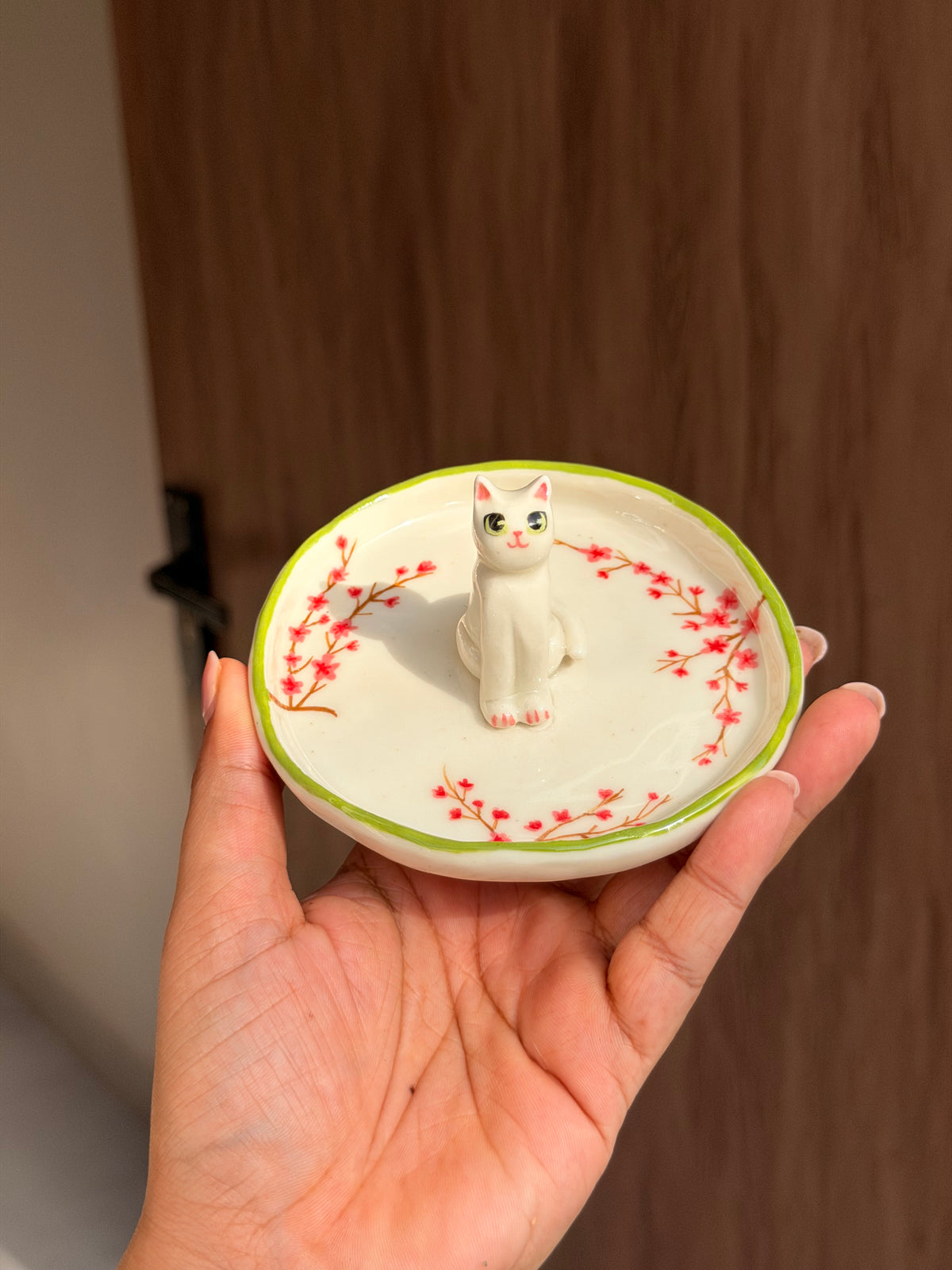 White cat sakura trinket