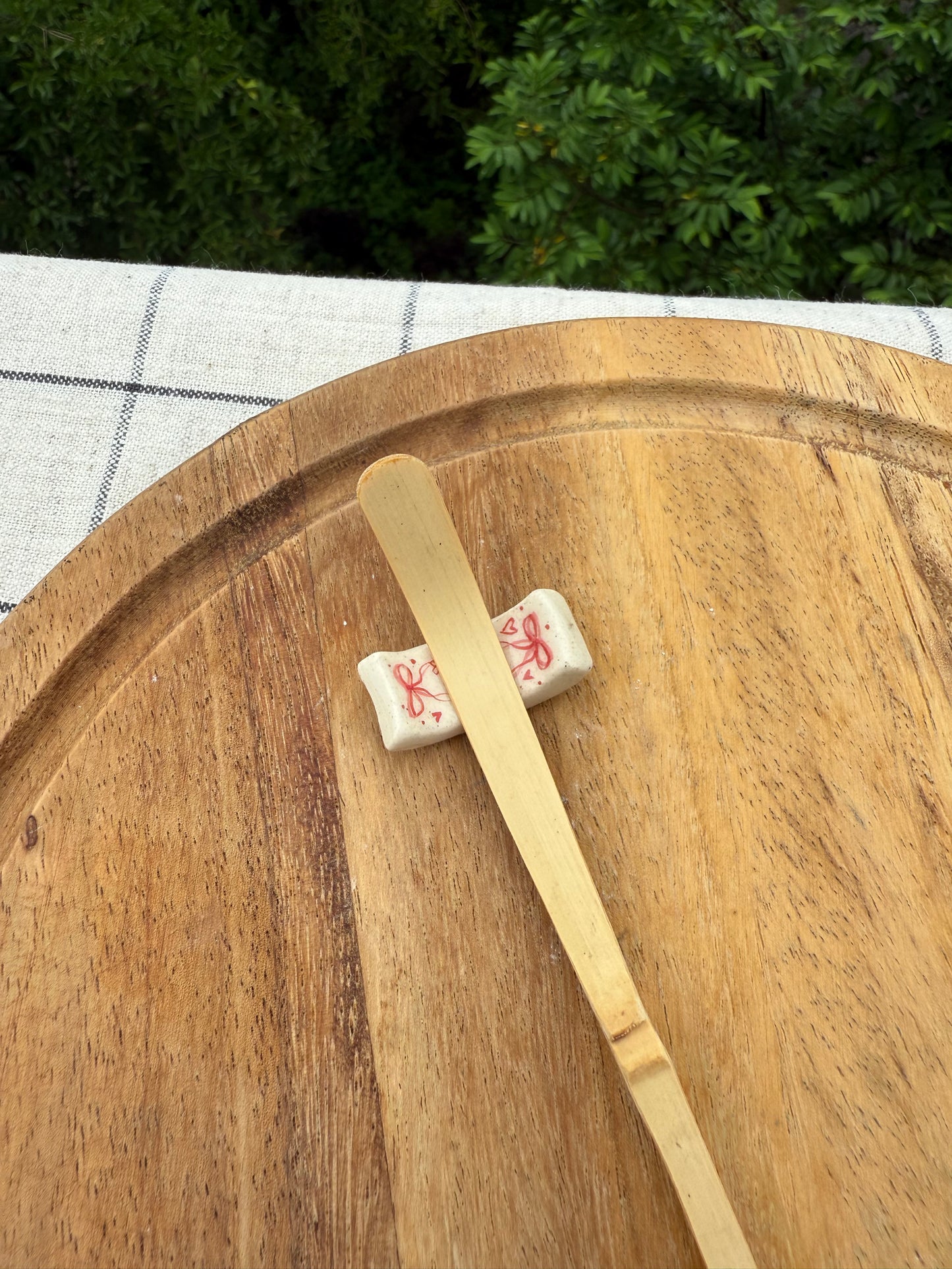 Pink bow chashaku & chopstick holder