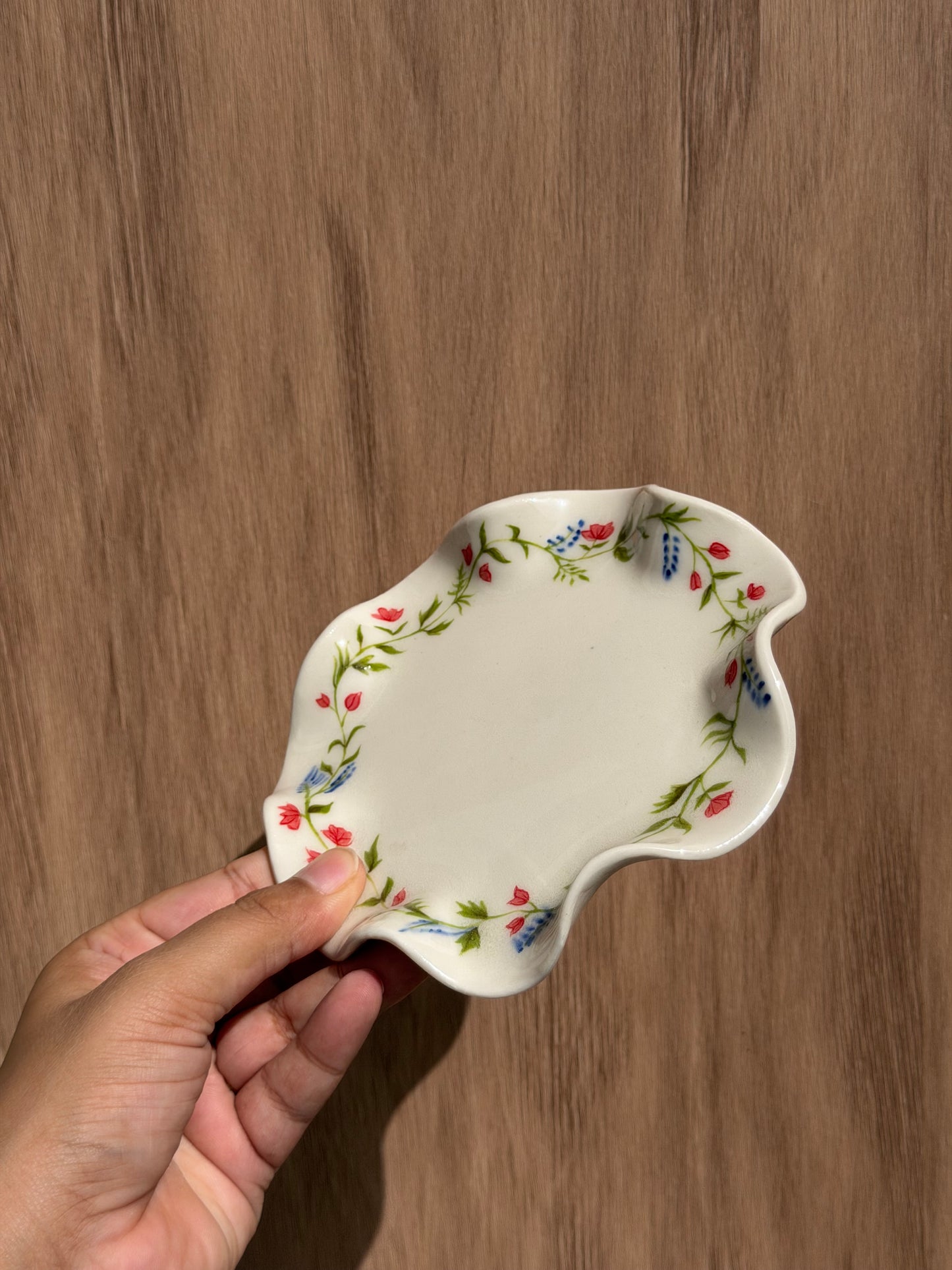 Floral trinket tray