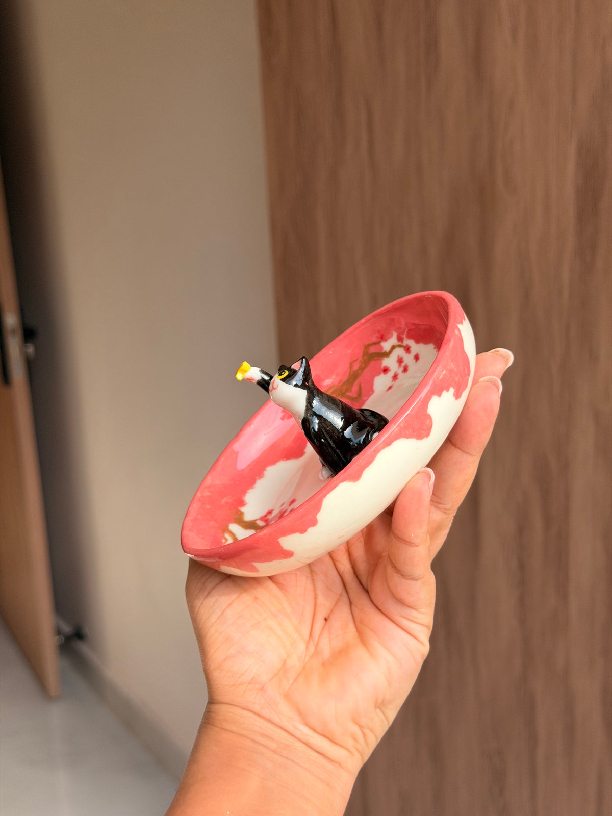 Black cat sakura tray