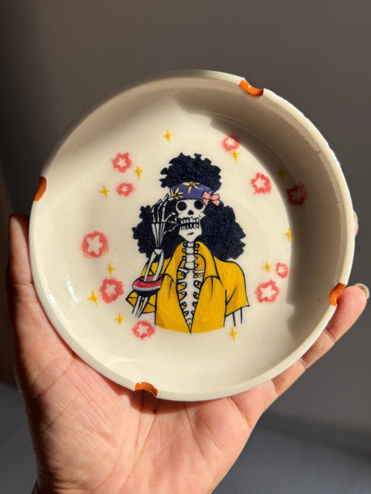 One piece ashtray