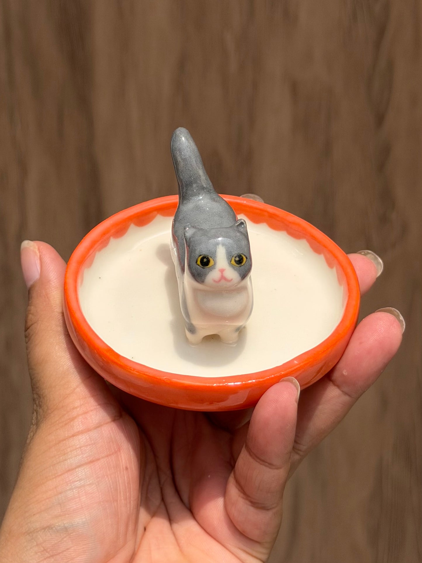 Grey cat trinket tray