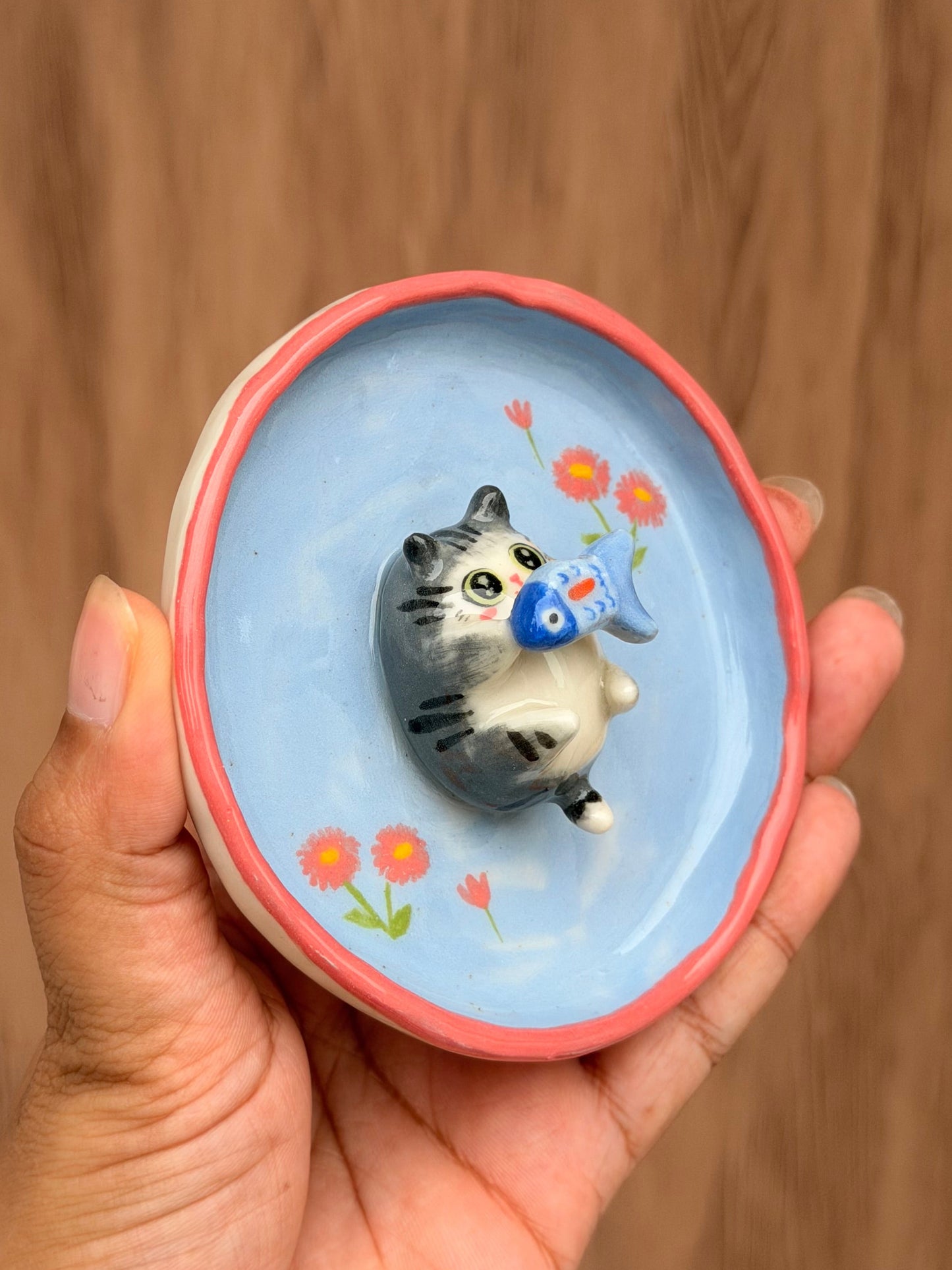 Grey Cat & fish trinket