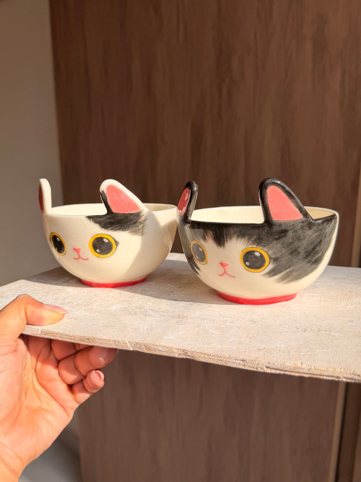 Black cat bowl