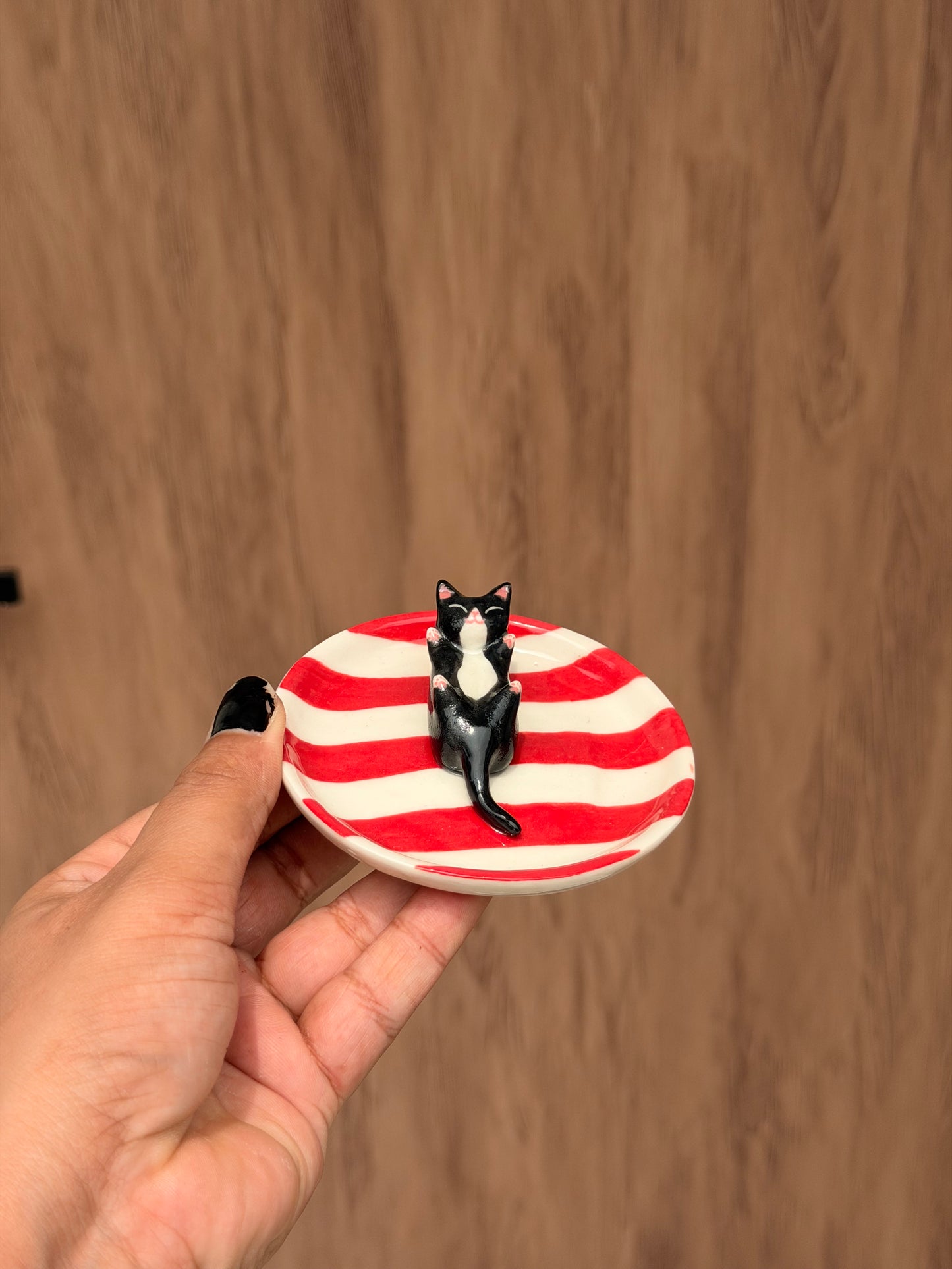 Black Happy cat trinket