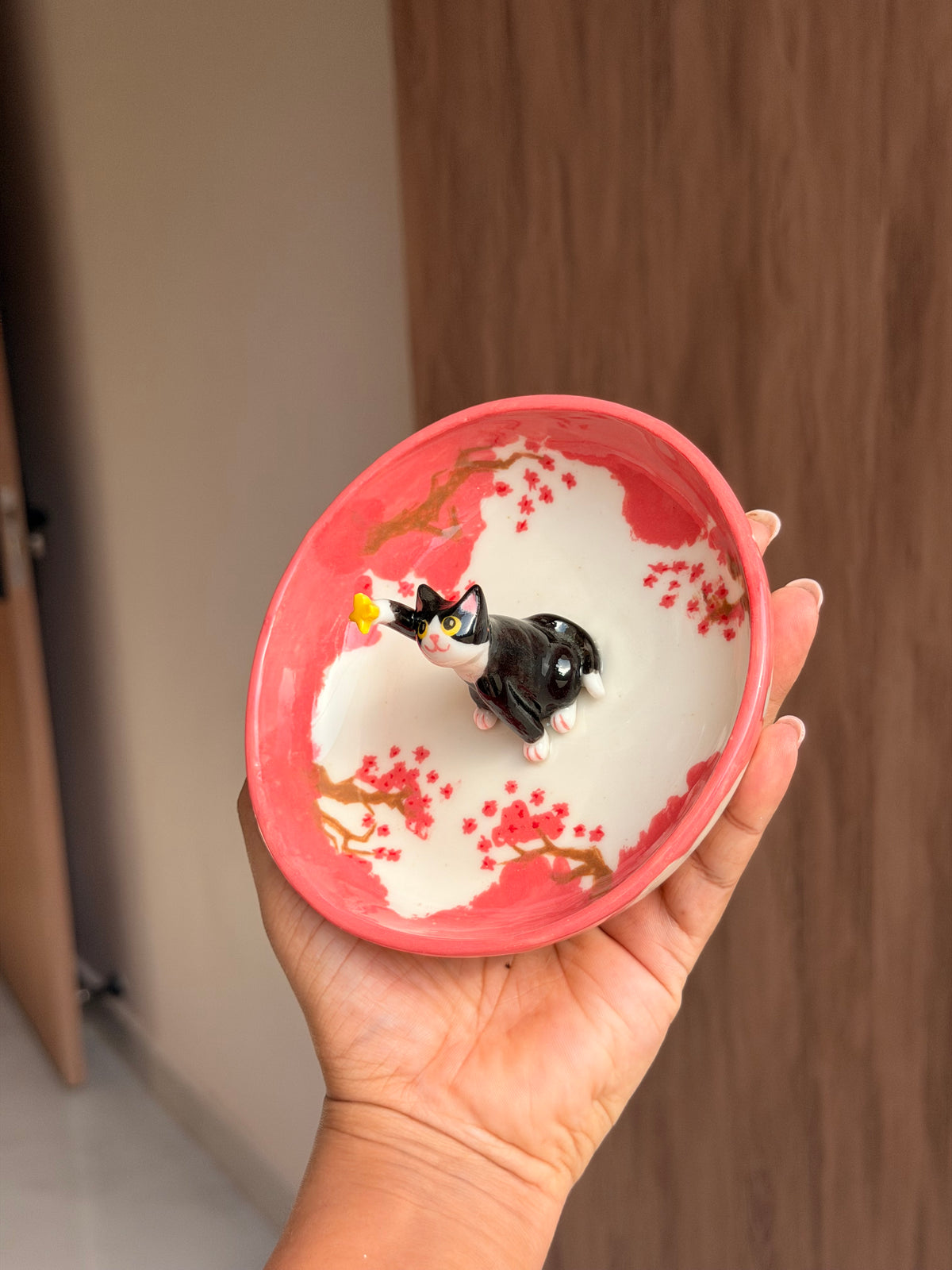 Black cat sakura tray