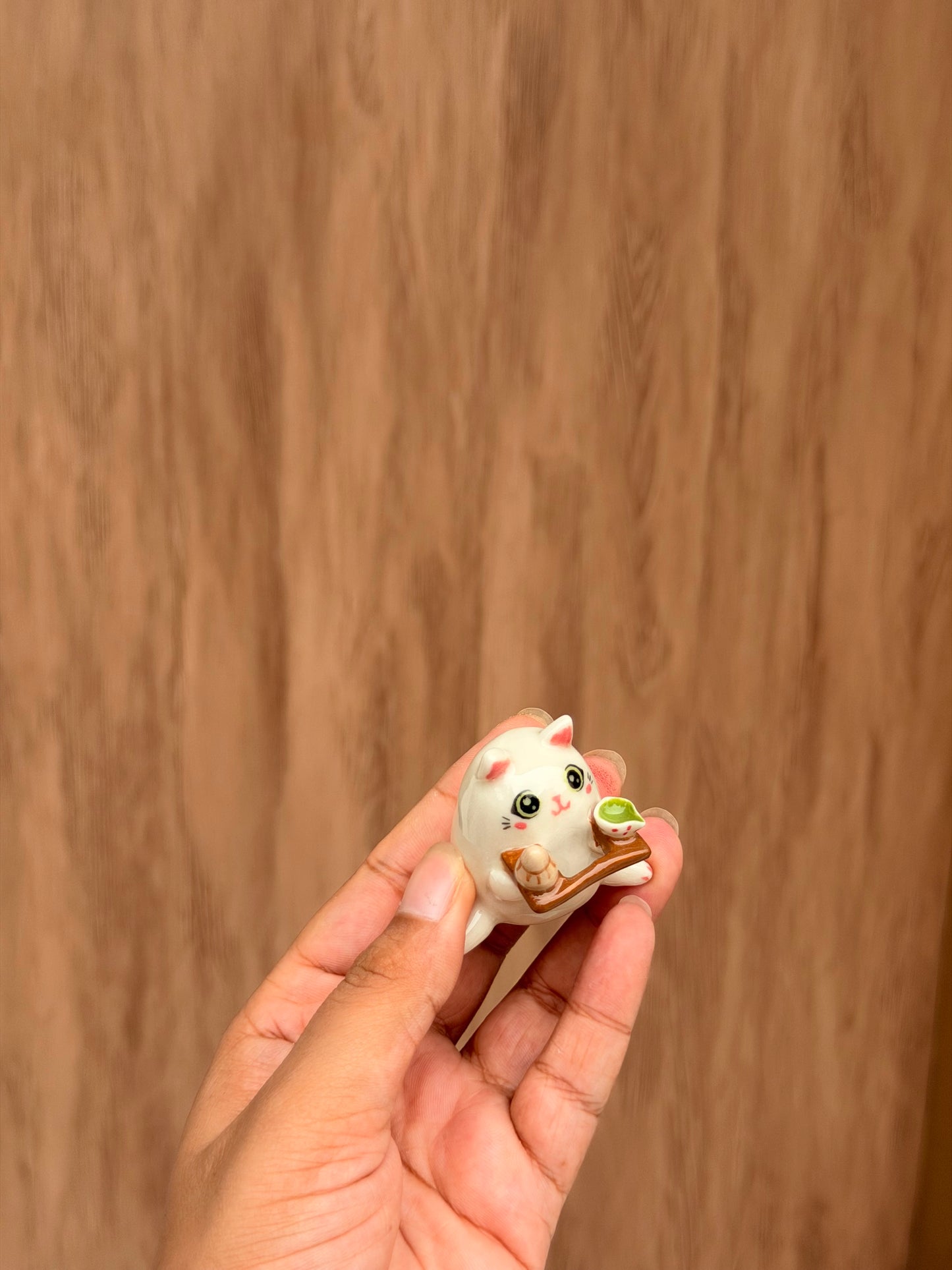 White Puffer Cat Chashaku holder
