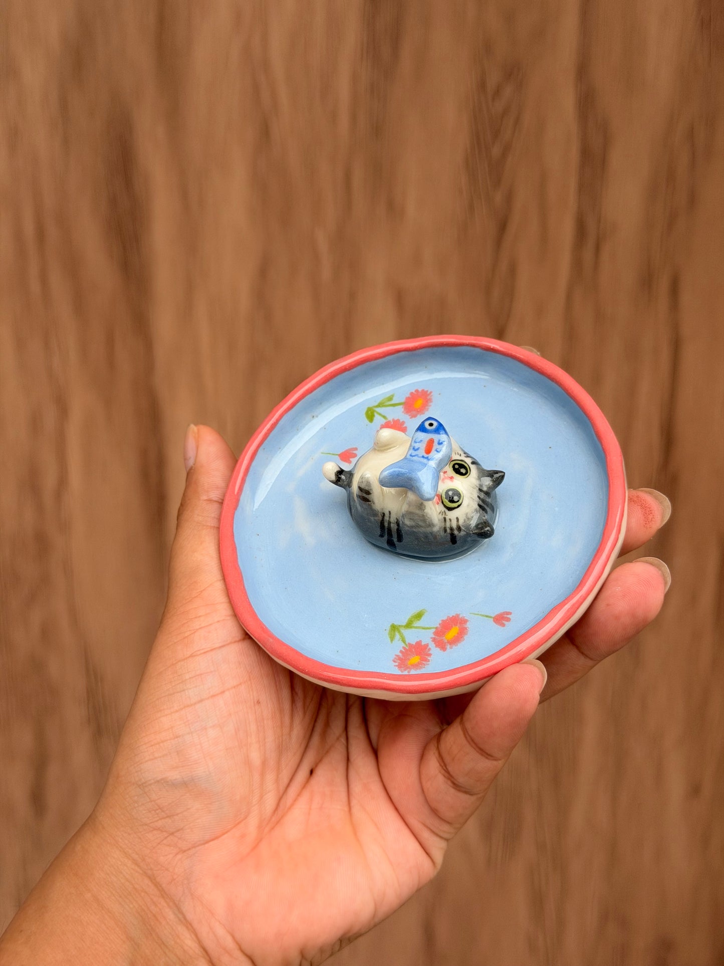 Grey Cat & fish trinket