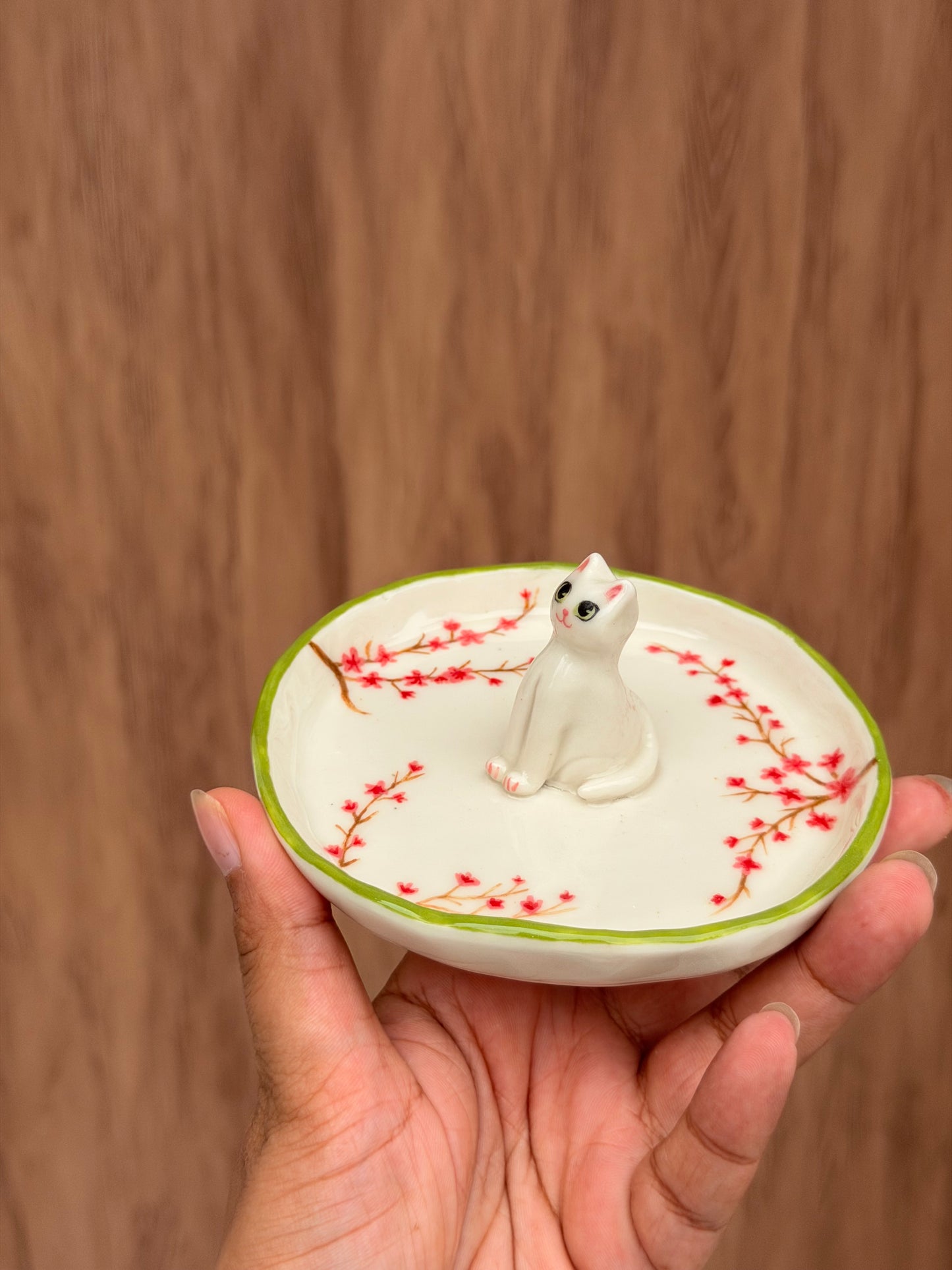 White cat sakura trinket