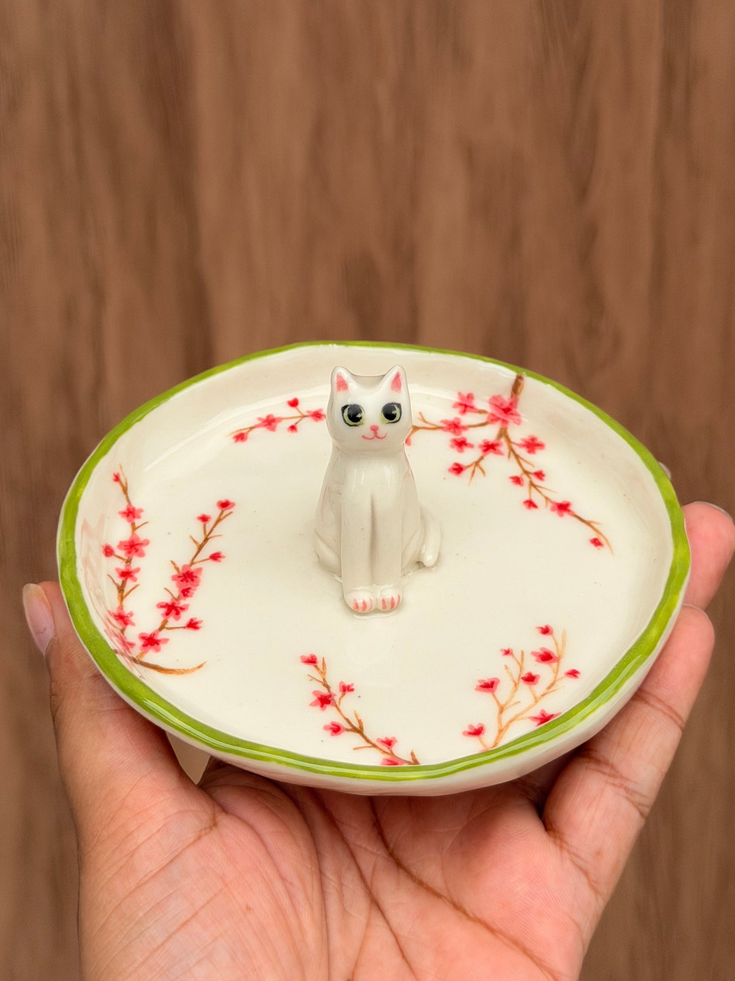 White cat sakura trinket