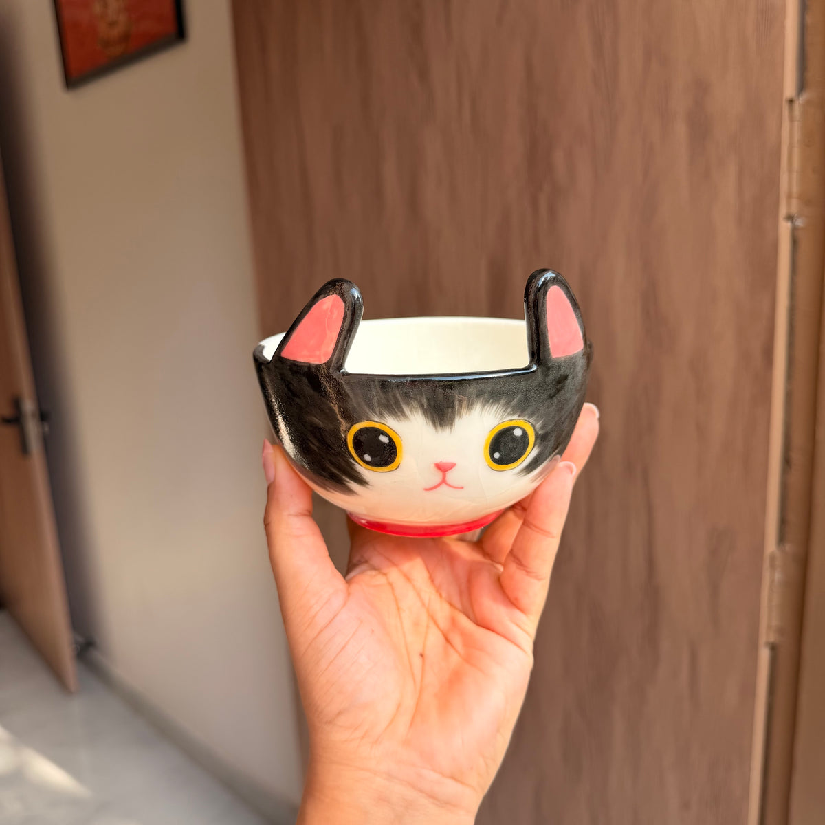 Black cat bowl
