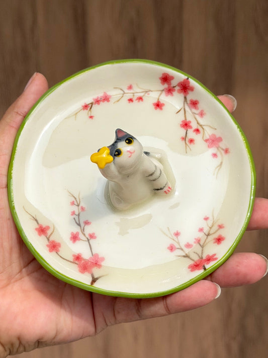 Grey cat sakura trinket