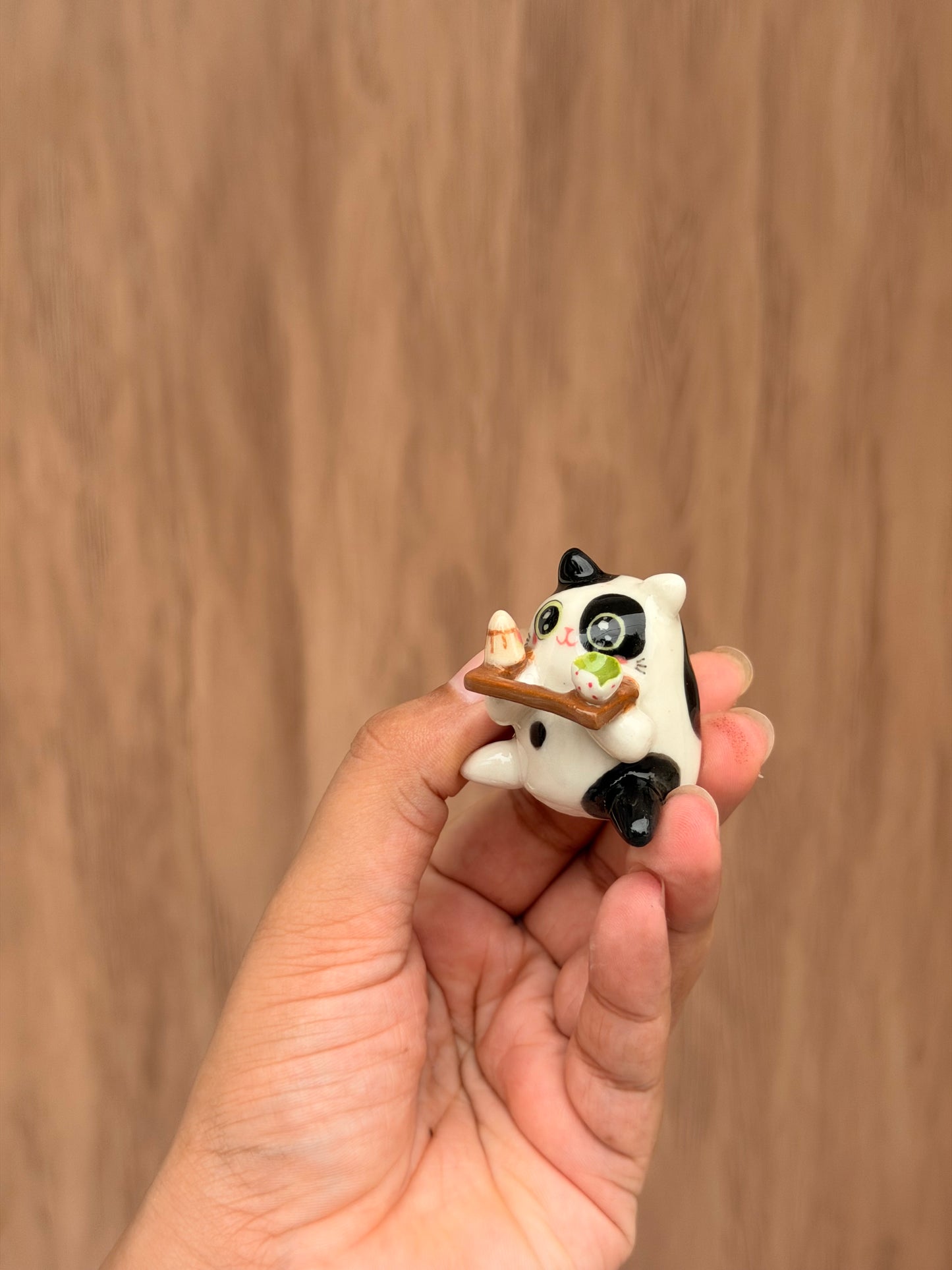 B&W Puffer Cat Chashaku holder