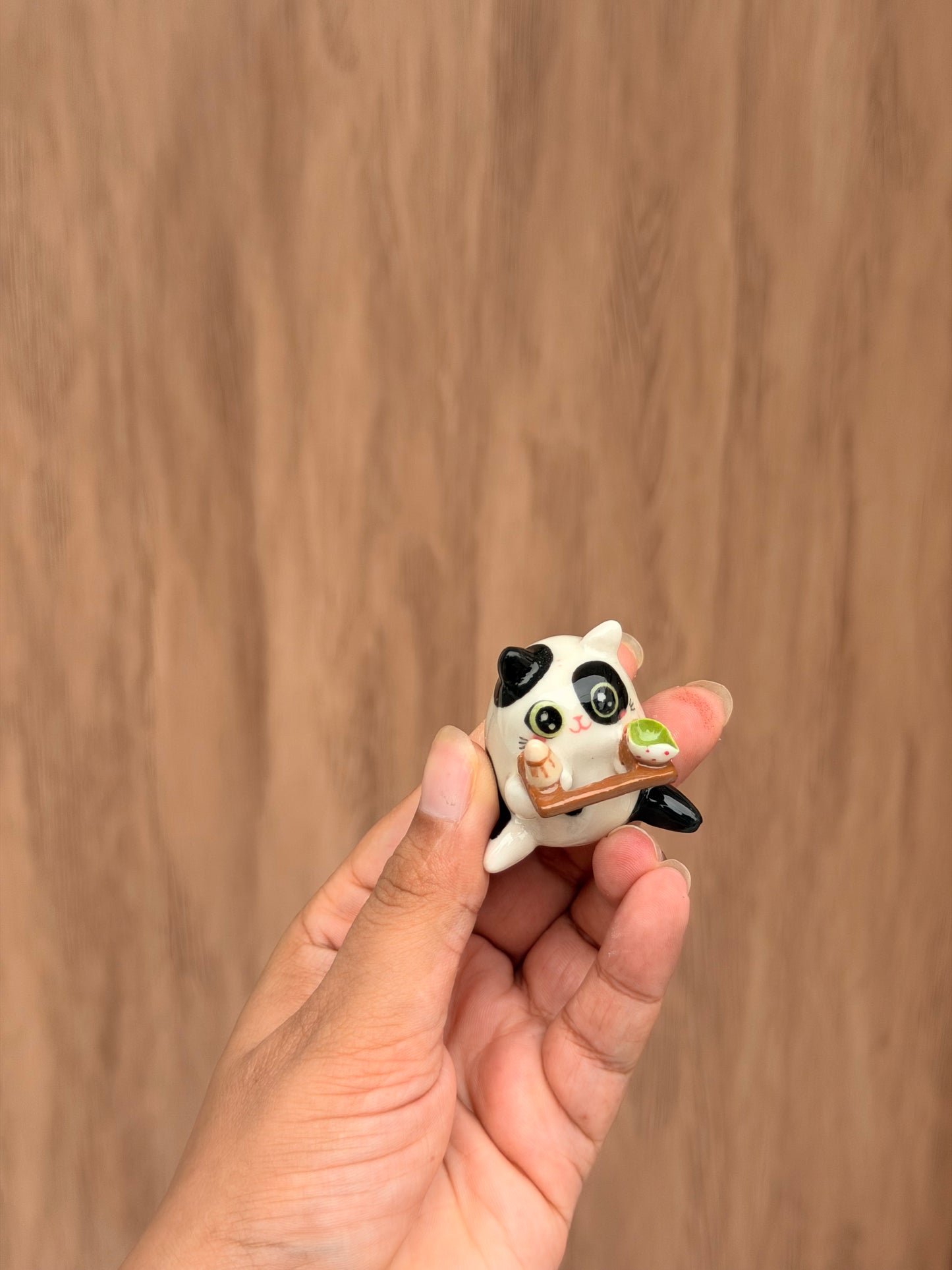 B&W Puffer Cat Chashaku holder