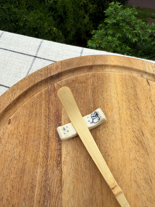 Cat chashaku & chopstick holder