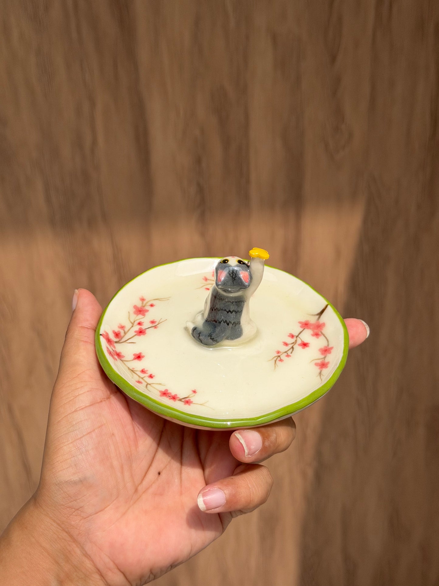 Grey cat sakura trinket