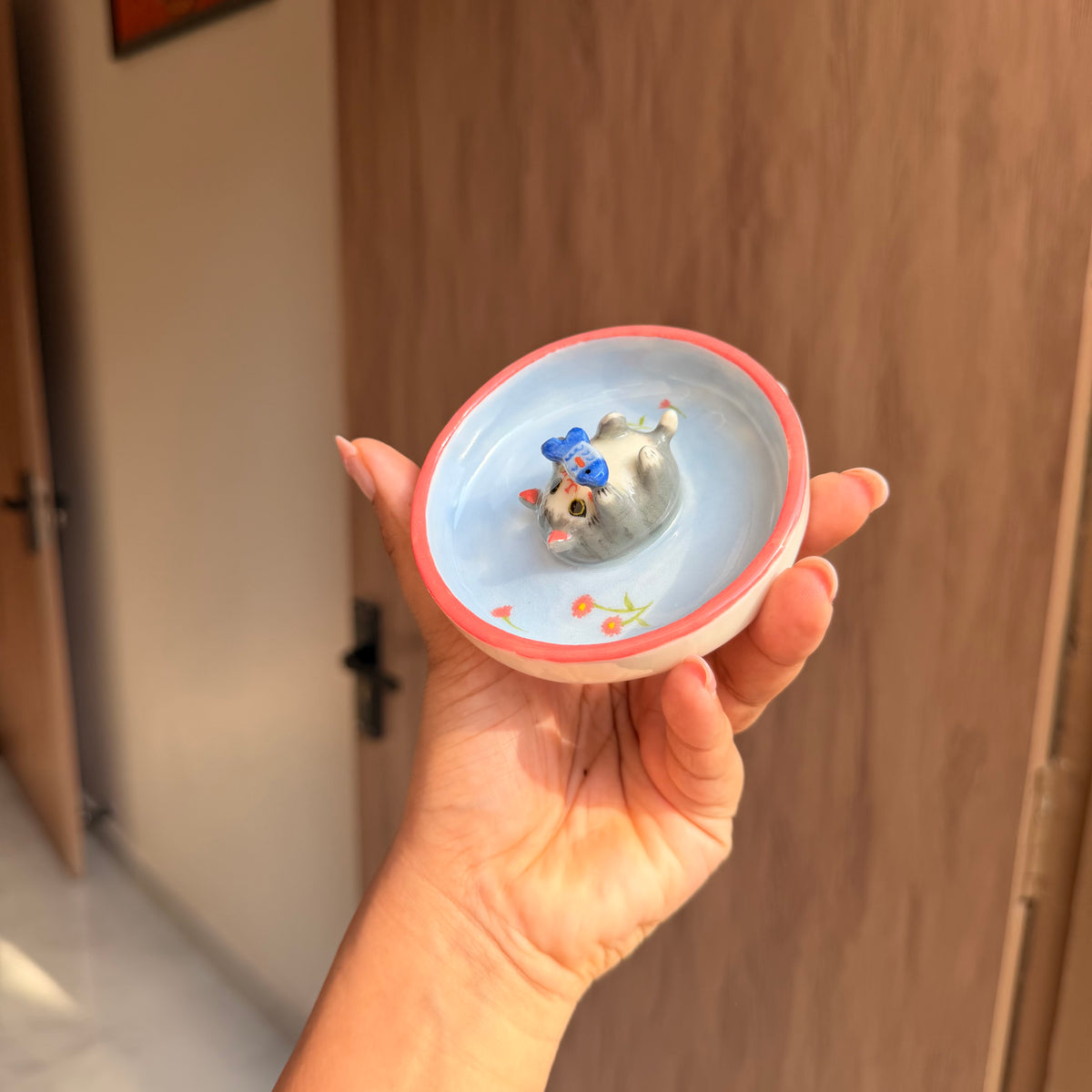 Grey Cat & fish trinket