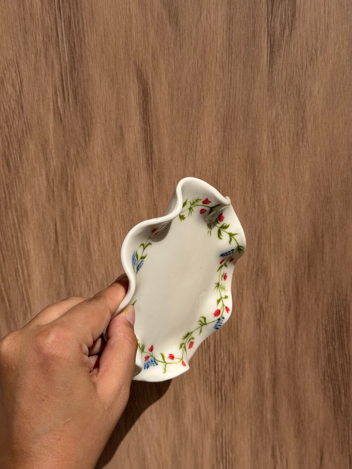 Floral trinket tray