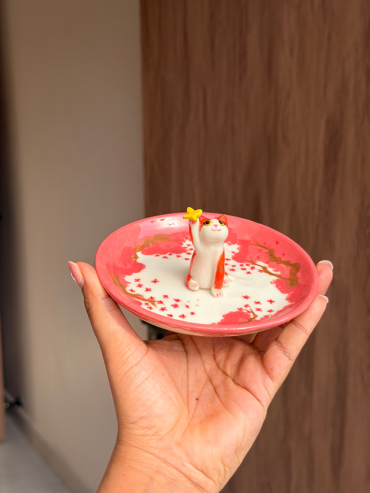 Orange cat sakura tray