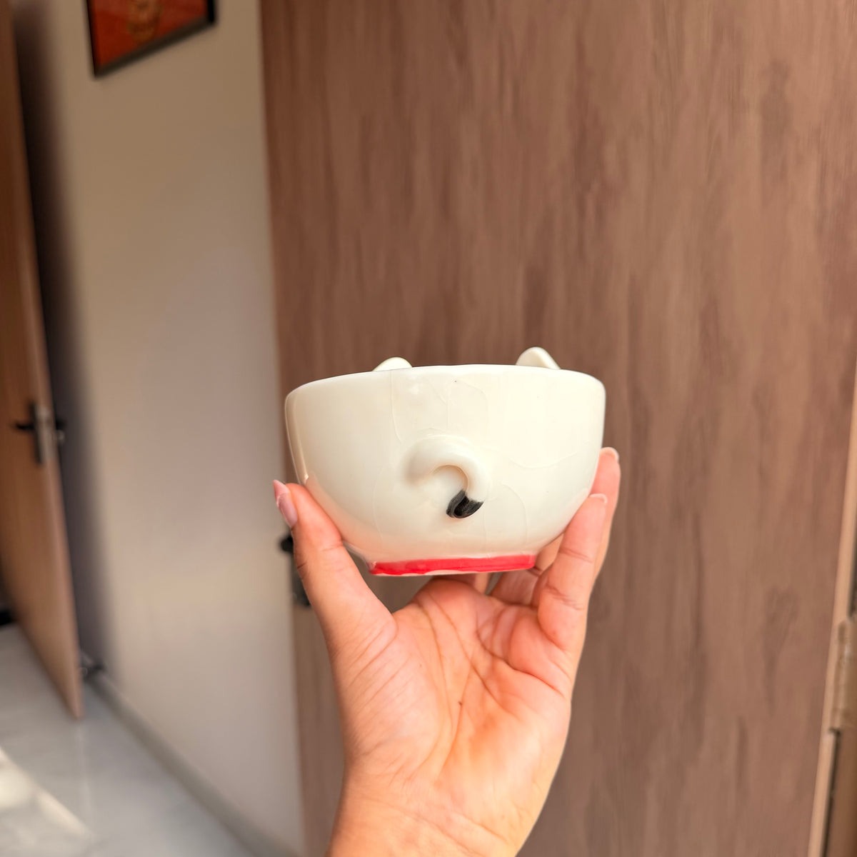 White cat bowl