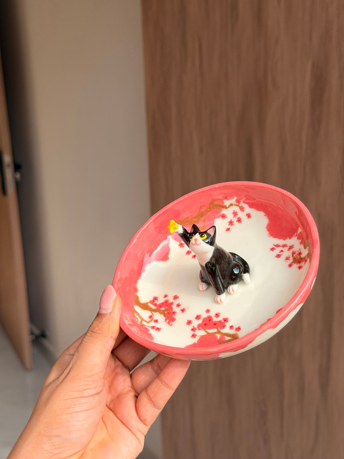 Black cat sakura tray