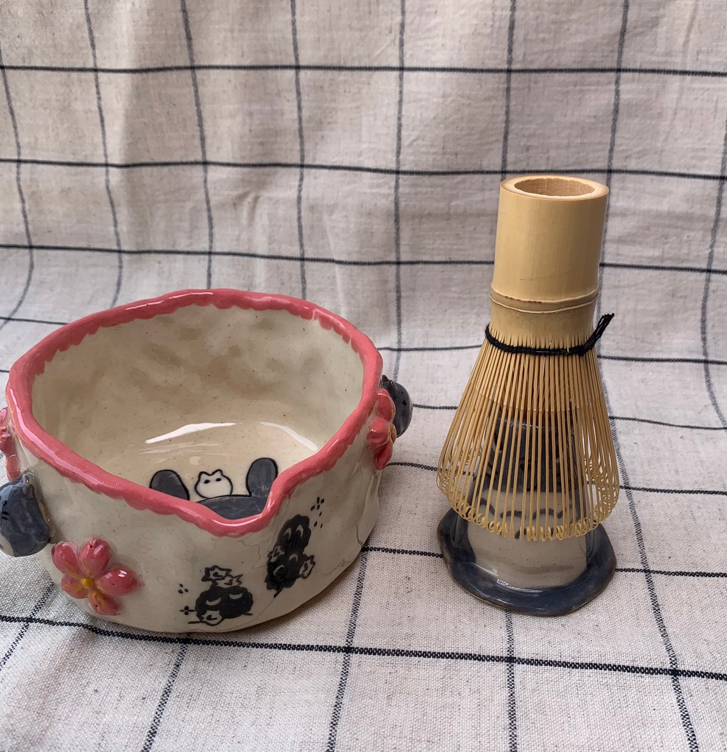 Totoro matcha Pourer + Holder